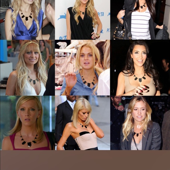 House of Harlow 1960 Black Resin Necklace - Picture 3 of 4